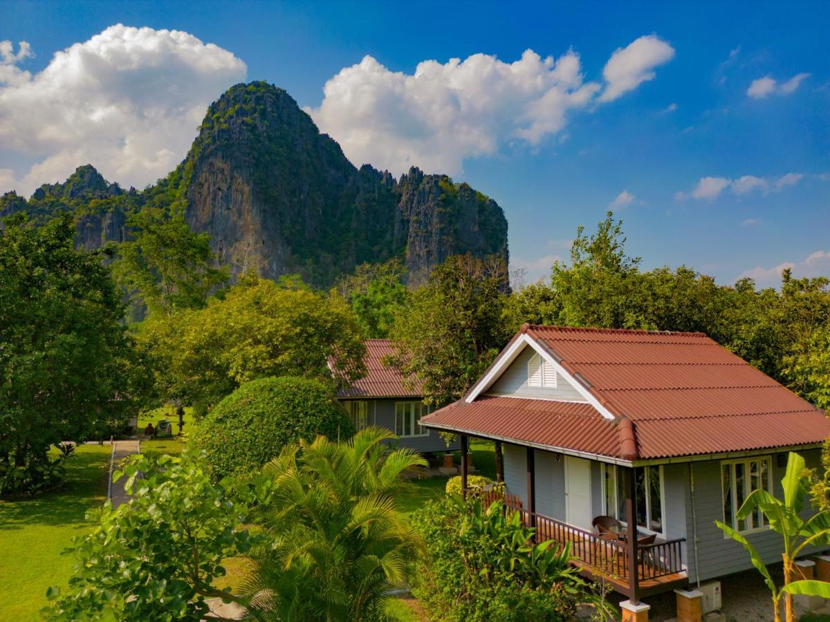 Bearlinbungalow Vang Vieng Exterior photo
