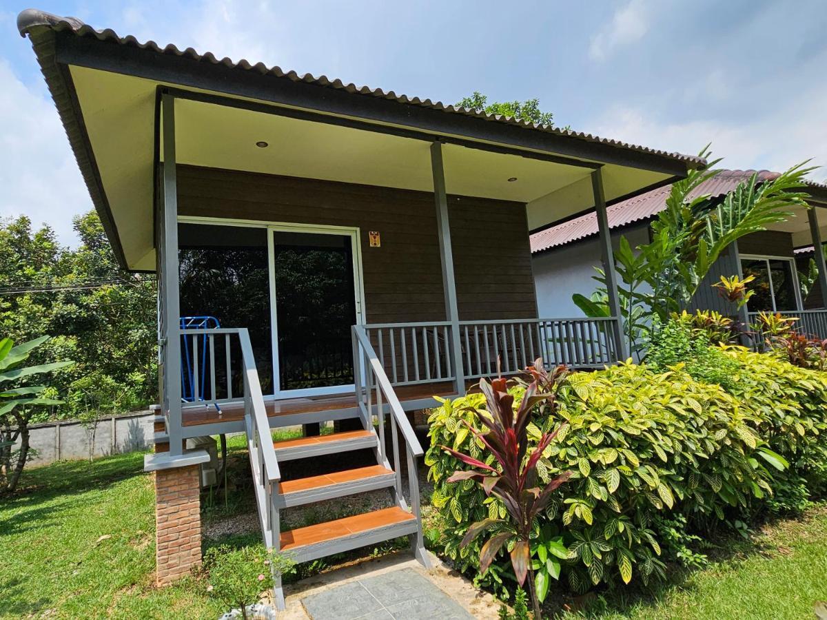 Bearlinbungalow Vang Vieng Exterior photo